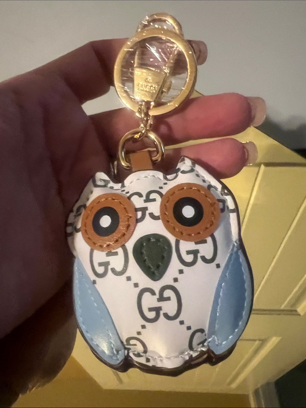 Gucci Cream GG Owl Keychain with Blue Wings and Tan Eye Accents - Picture 9 of 10